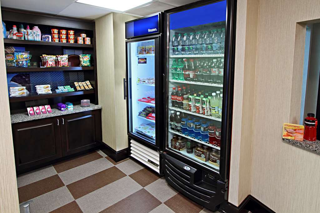 Hampton Inn Houma Beltér fotó