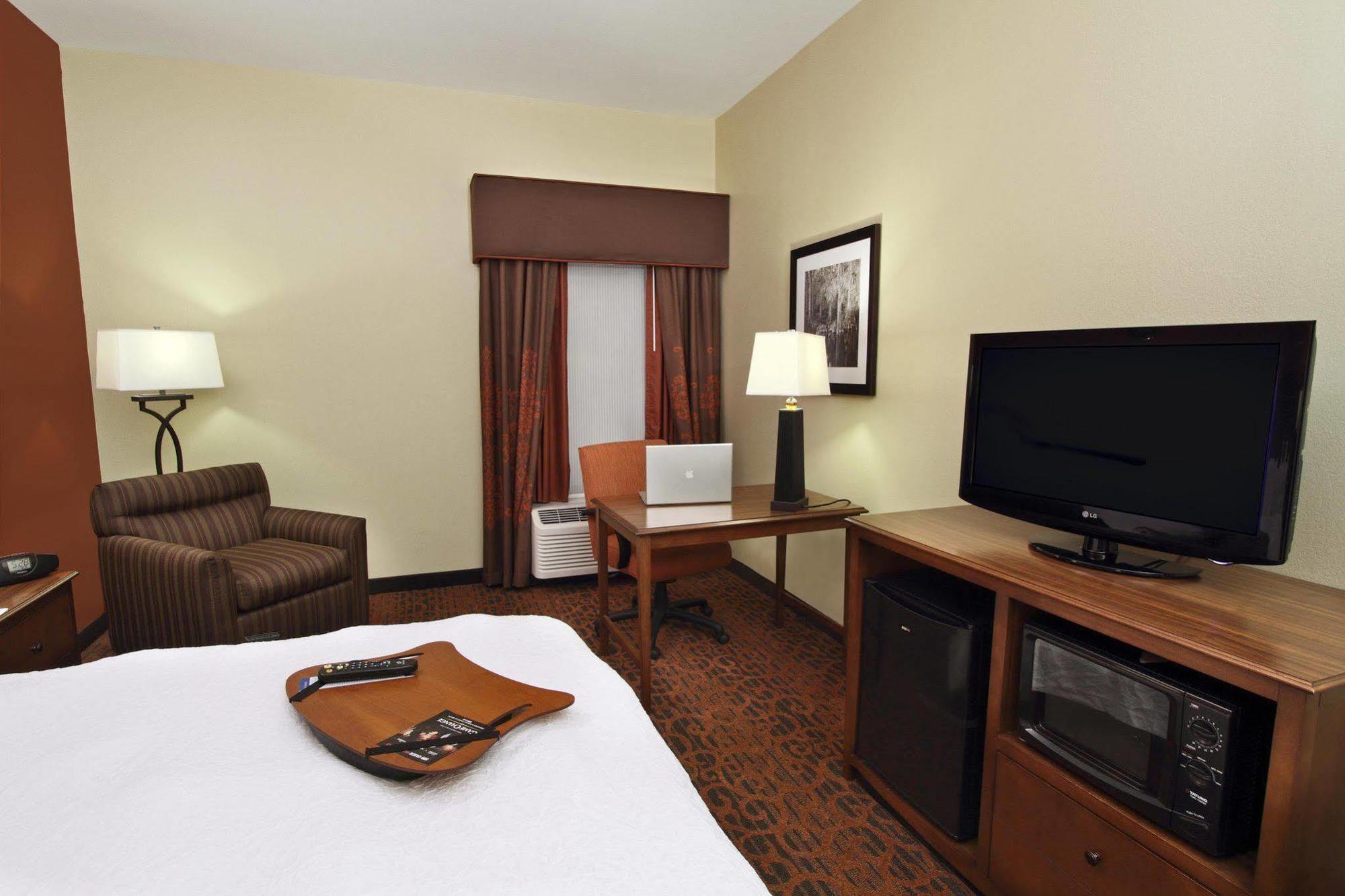 Hampton Inn Houma Kültér fotó
