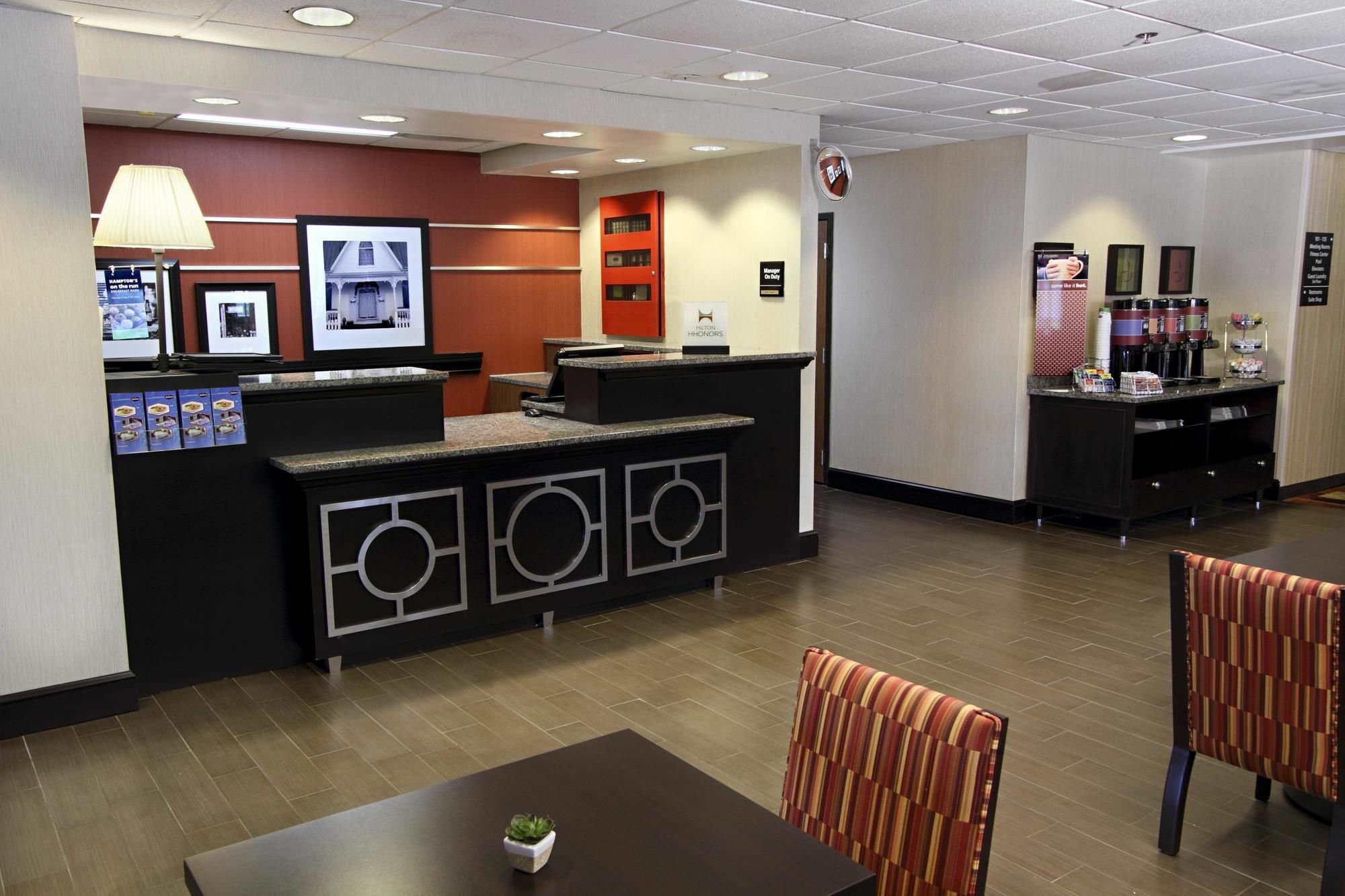 Hampton Inn Houma Kültér fotó